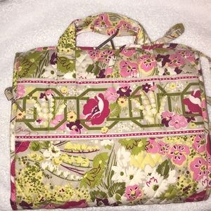 Vets Bradley hanging cosmetic bag